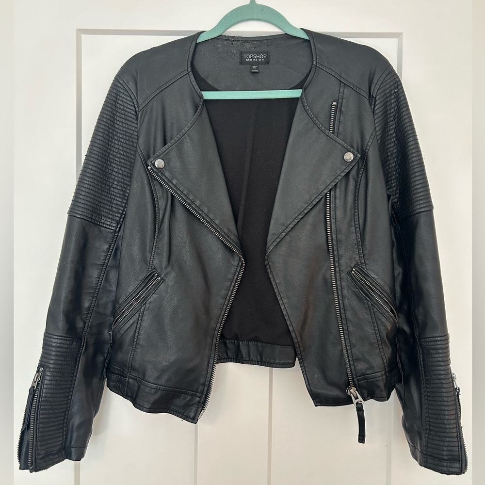 Cute black leather jacket